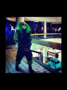 Image of clown carrying chainsaw at Fear Overload Scream Park.
