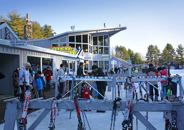 Image of ski resort in Massachusetts.