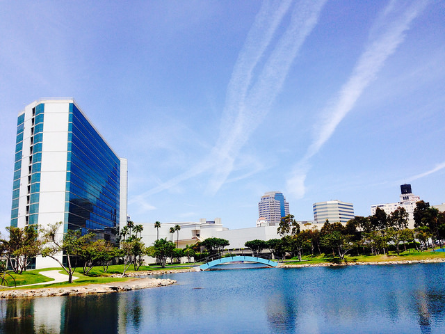 Image of Rainbow Lagoon Park in Long Beach California.