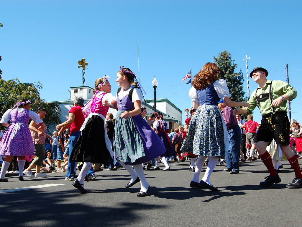 Image of girls dancing at Mount Angel Oktoberfest